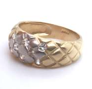 LADIES 14 KT WOVEN DESIGN DIAMOND BAND