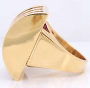 Gorgeous Yellow Gold Amethyst Ring