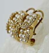 Fabulous 18K Pearl and Diamond Earrings