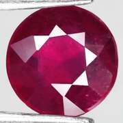Stunning deep red 1.90ct Ruby solitaire