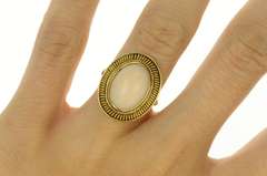 18K Yellow Gold Retro Oval Coral Ornate Cocktail Statement Ring