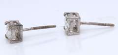 Elegant White Gold 0.75ctw Princess Cut Stud Earrings