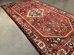 MAGNIFICENT PERSIAN SAROUK RUNNER 3.7x7