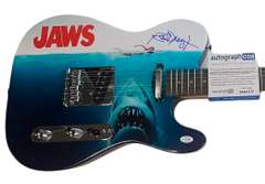 Richard Dreyfus Jaws Autographed Photo Graphics Guitar ACOA Exact Video Proof