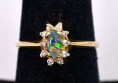 Estate Ring with Diamonds in Yellow Gold