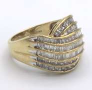LADIES ANIVERSARY / COCKTAIL DIAMOND RING