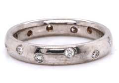 Dazzling White Gold Etoile Style Diamond Band