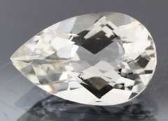 Gorgeous 9.05ct diamond white Topaz