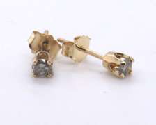 Classic Yellow Gold Champagne Stud Earrings