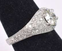 Incredible Ladies 1.05CTS Diamond Ring in 18K White Gold
