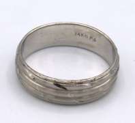 MENS 14 KT WHITE GOLD TRIPLE ROW WEDDING BAND