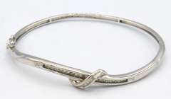 LADIES 14 KT WHITE GOLD DIAMOND BANGLE