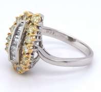 LADIES 18 KT DIAMOND COCKTAIL RING