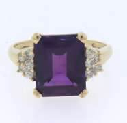 Wonderful Amethyst and Diamond Yellow Gold Ring