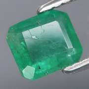 Rich green 0.96ct unheated Colombian Emerald