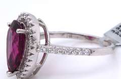 Attractive White Gold Garnet and Diamond Ring