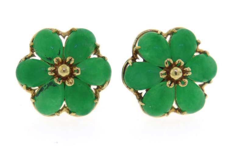 Elegant Green Jade Flower Stud Earrings