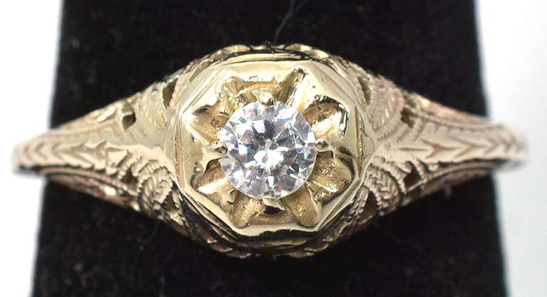 Vintage 14KT White Gold Filigree Ring with Crystal