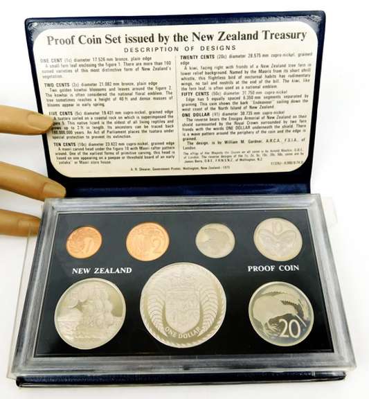 1975 New Zealand Proof Coin Set