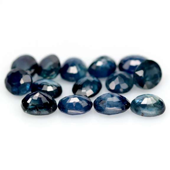 Heated only! 6.03ct Royal blue Sapphire set