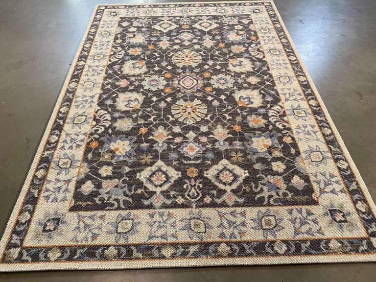 DECORATIVE MODERN DESIGN WOOL RUG WITH 5'.3" x 7'.6"