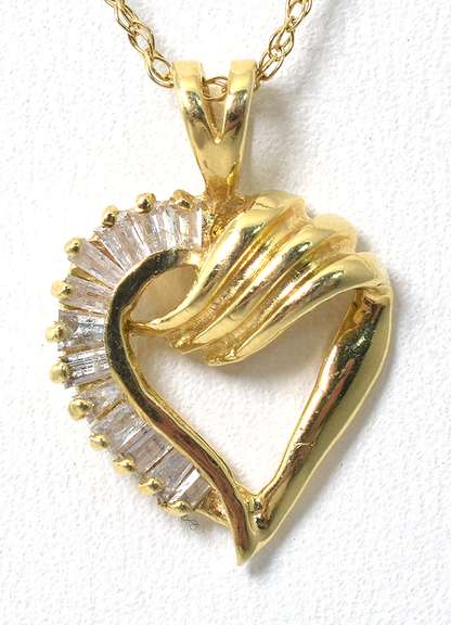 Classy Baguette Diamond Heart Necklace in 14KT Yellow Gold