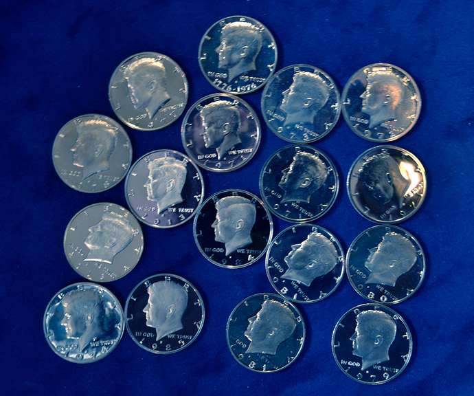 17 MISC PR KENNEDY HALF DOLLARS 1971-2013