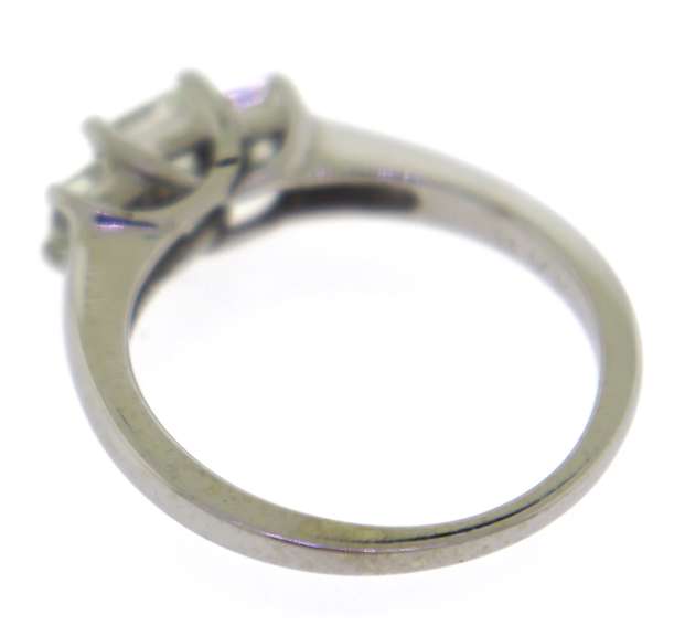 Gorgeous White Gold 1ctw Princess Cut Diamond Ring