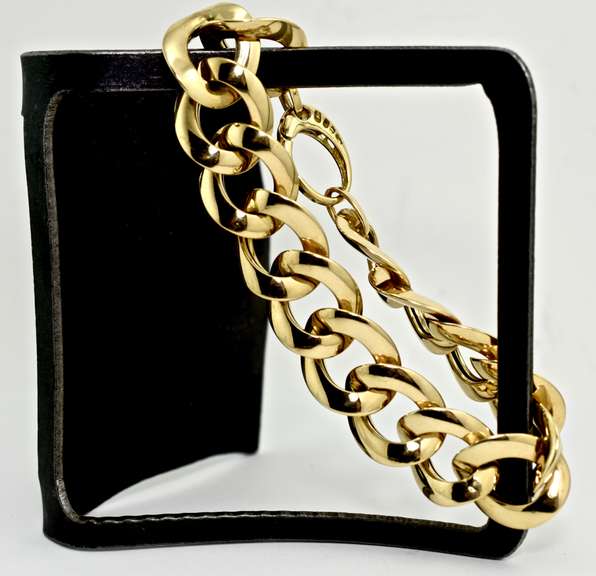 Wide and Classic 18K High-Polished Link Bracelet