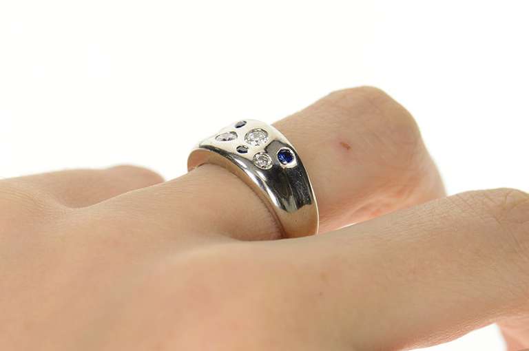 14K White Gold 0.48 Ctw Diamond Sapphire Flush Curved Band Ring