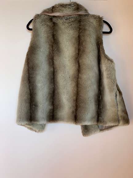 Trendy Faux Fur Vest