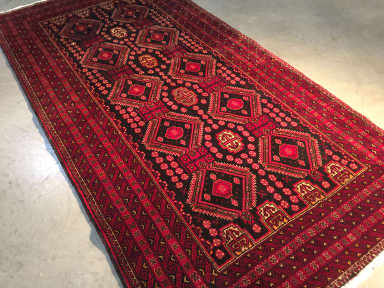 STUNNING AFGHAN  RUG 3'.7" X7'.0"