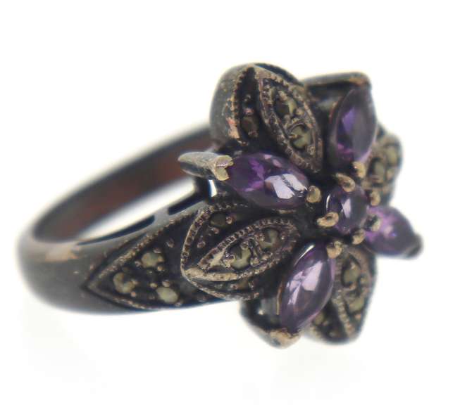 Sterling Silver Marcasite Amethyst Ring