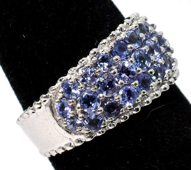 Sweet Iolite Band Ring in White Gold
