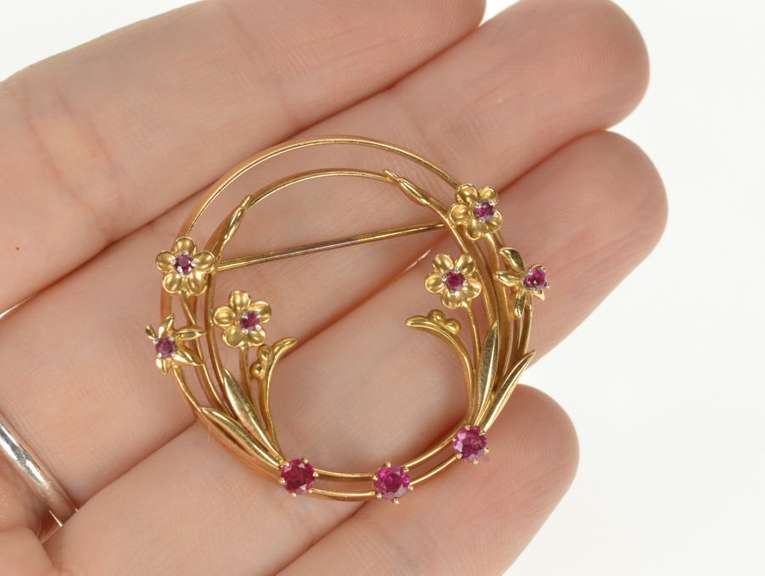 14K Yellow Gold 1960's Retro Ruby Floral Bouquet Circle Pin/Brooch