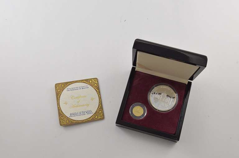 (2) 2005 Bhutan 300 Ngultrum 1/10 Oz Gold & 500 Ngultrum 2 Oz Silver