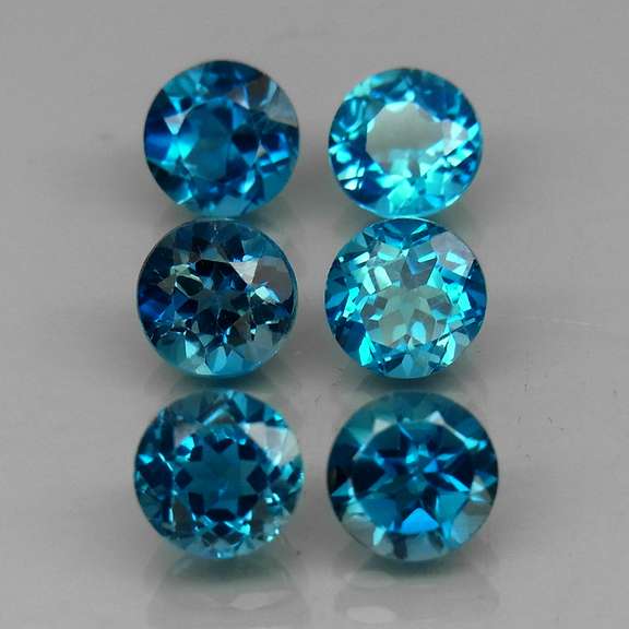 Pristine set of 6mm London Blue Topaz weighing 6.62cts