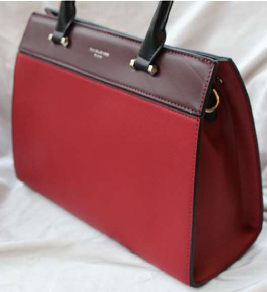 Stylish New Designer Bag By David Jones