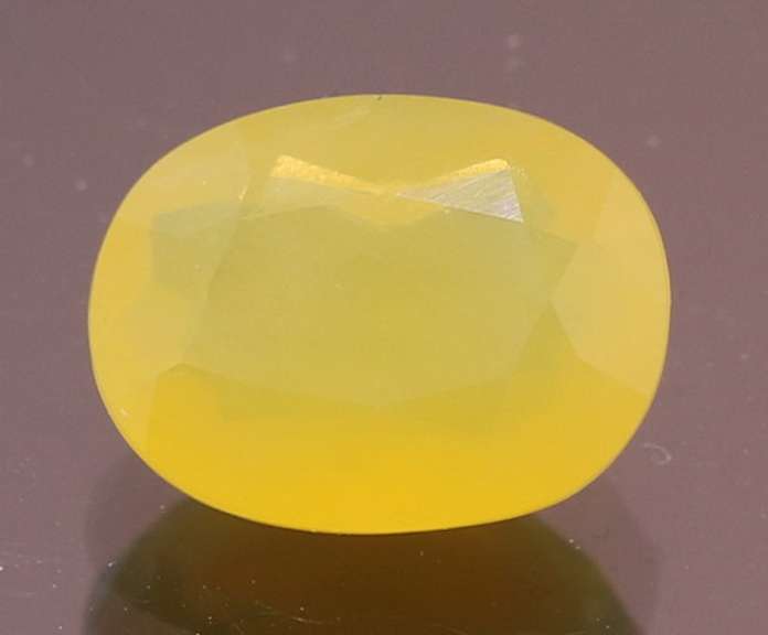 Glistening 3.03ct natural golden Fire Opal