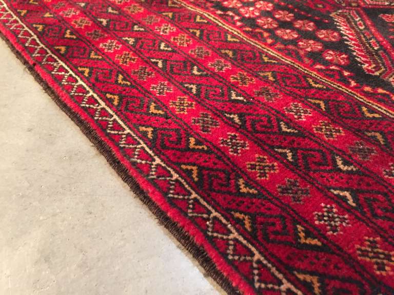 STUNNING AFGHAN  RUG 3'.7" X7'.0"