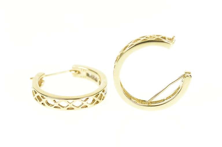 10K Yellow Gold 0.40 Ctw Classic Baguette Diamond Hoop Earrings