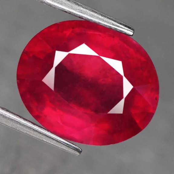 Captivating 3.31ct deep red Ruby