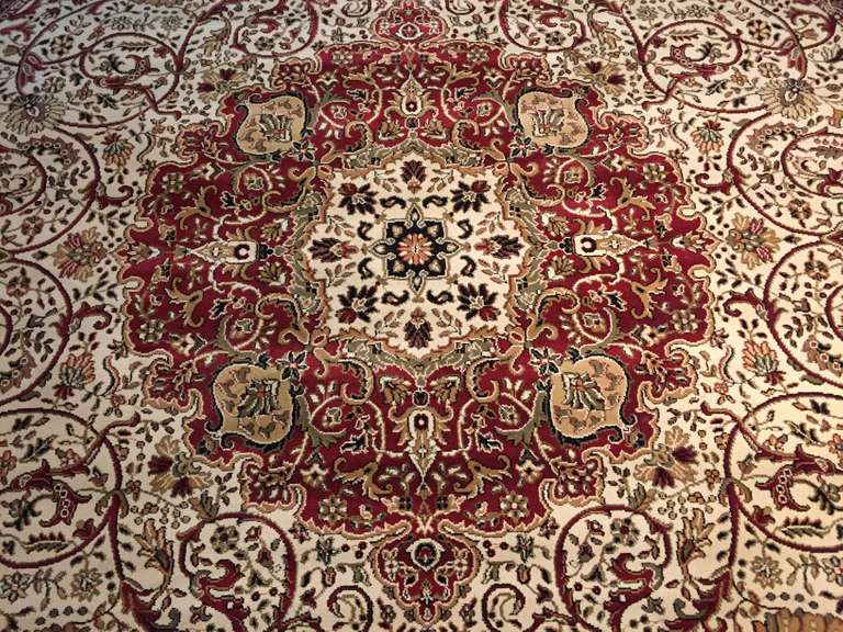 STUNNING PREMIUM  PERSIAN DESIGN Round 8x8