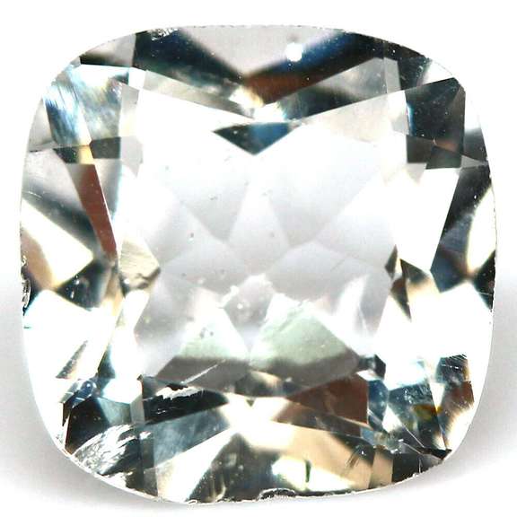 Stunning 3.07ct diamond white Topaz