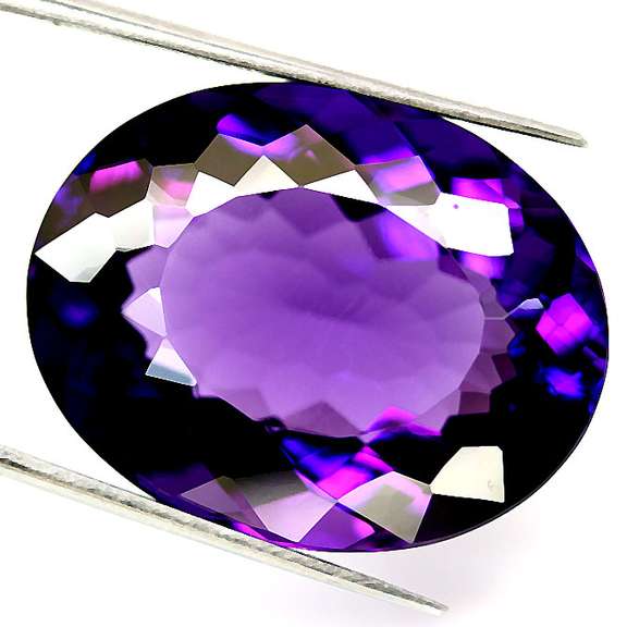 Exemplary 29.60ct top Hydrothermal Amethyst