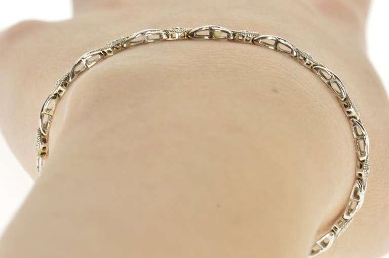 10K White Gold Diamond X Criss Cross Link Chain Tennis Bracelet