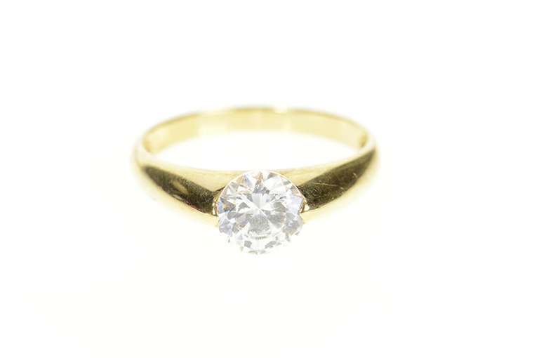 14K Yellow Gold Classic Round Solitaire Travel Engagement Ring
