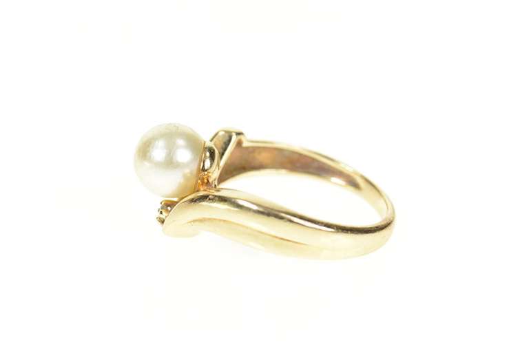 10K Yellow Gold Classic 7.2mm Pearl Diamond Accent Statement Ring