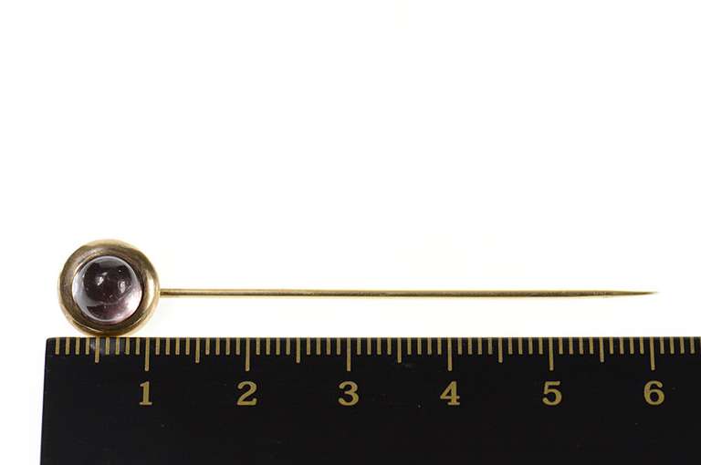 14K Yellow Gold Victorian Amethyst Cabochon Round Simple Stick Pin