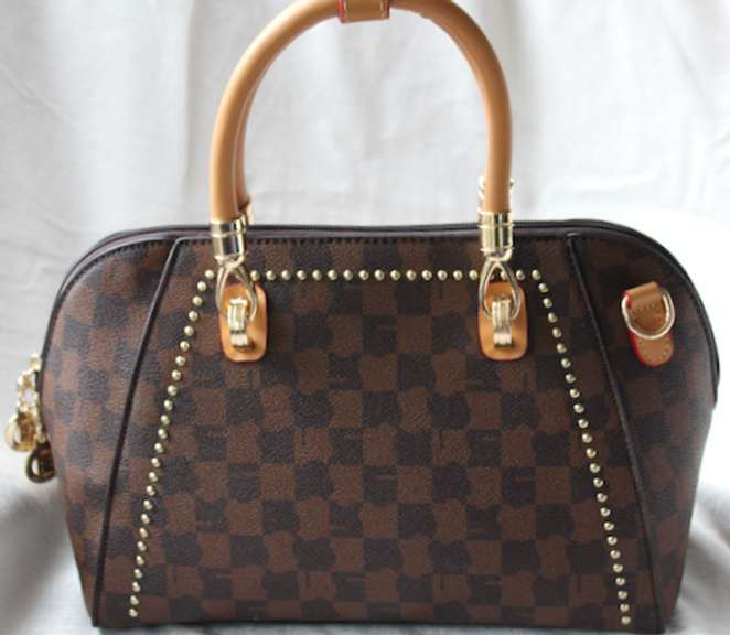 100% Fine leather Designer Bag